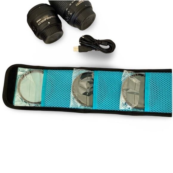 Nikon D3200 DSLR Camera + Extras - Picture 12 of 16